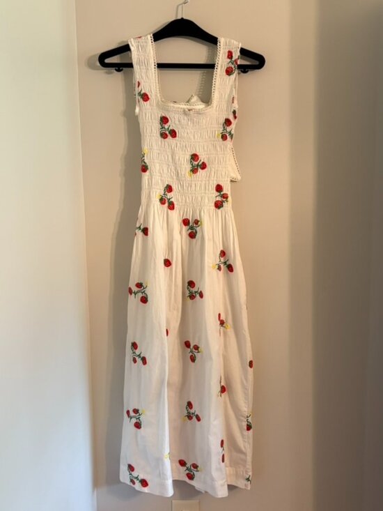 Damson Madder Dresses & Skirts - NWT Damson Madder Strawberry Midi Dress